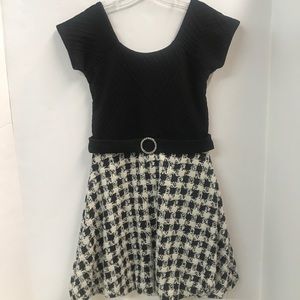 Short Sleeve Skater Dress
